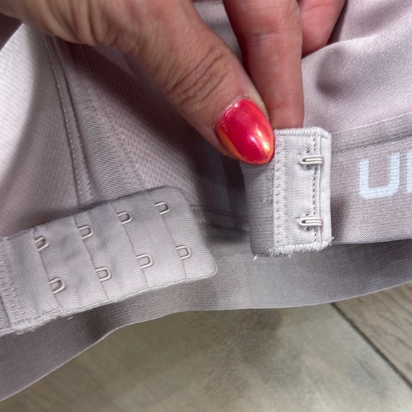 Under Armour Women's Pink Sports Bra - Picture 8 of 11